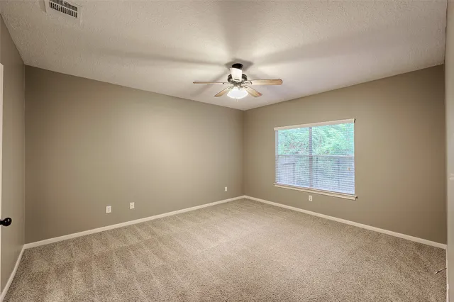 $1,995 | 10 Hancock Street, Conroe, TX 77301