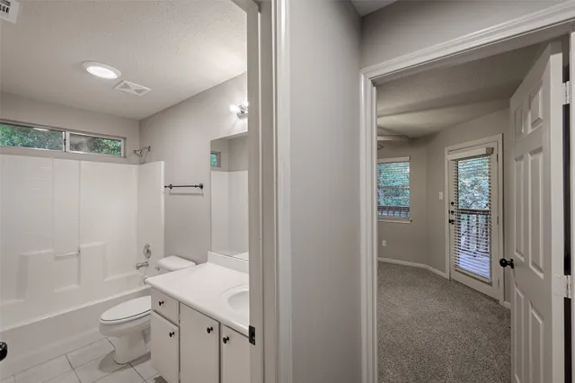 $1,995 | 10 Hancock Street, Conroe, TX 77301