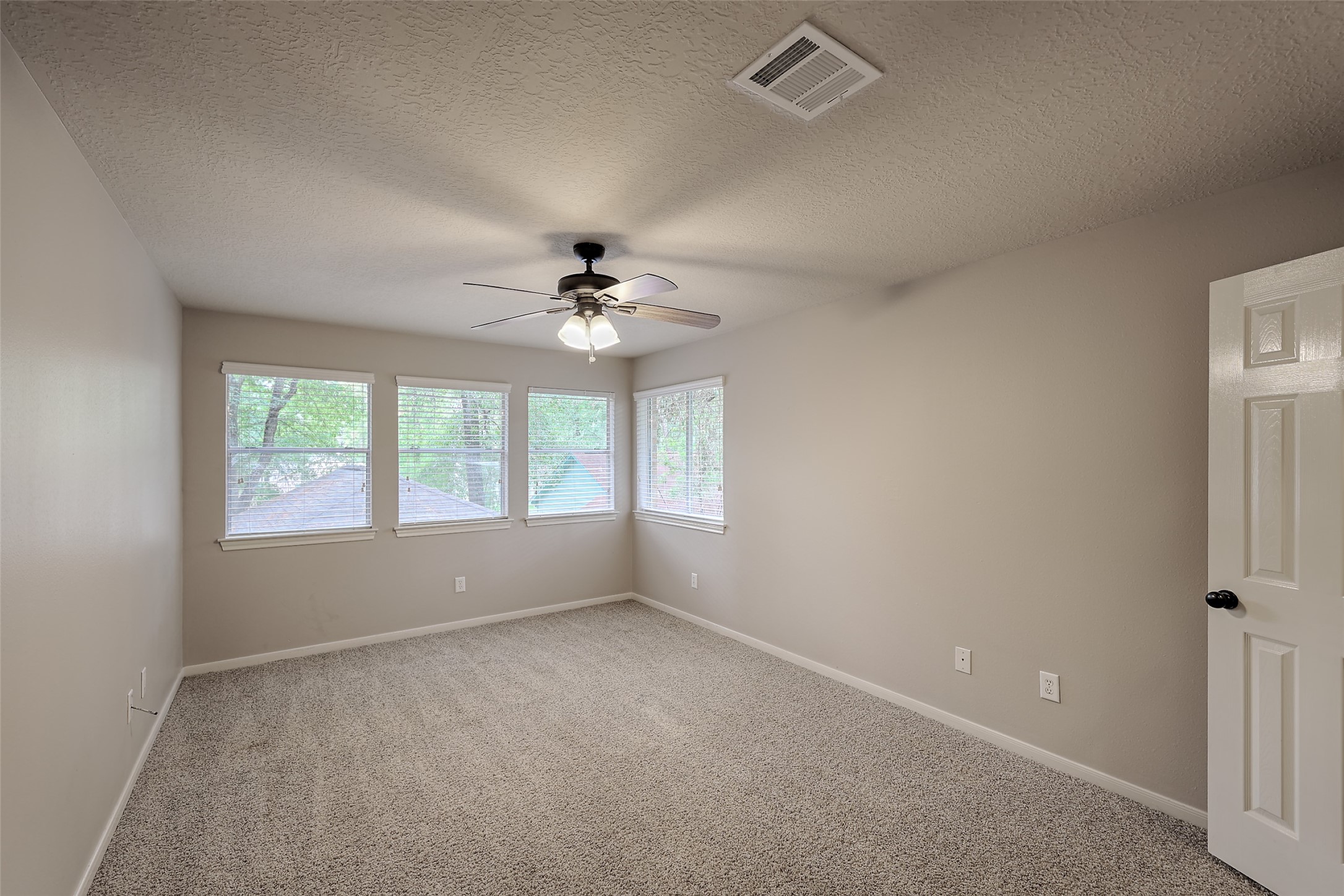 10 Hancock Street Conroe, TX 77301 - Photo 36 of 38