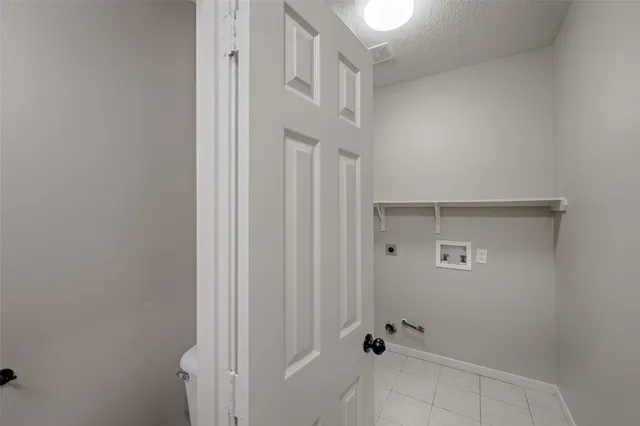 $1,995 | 10 Hancock Street, Conroe, TX 77301