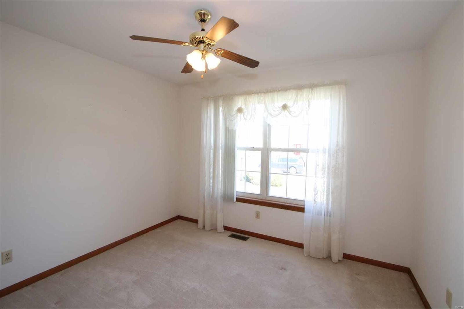 1209 Cherry Tree Lane Godfrey, IL 62035 - Photo 22 of 27