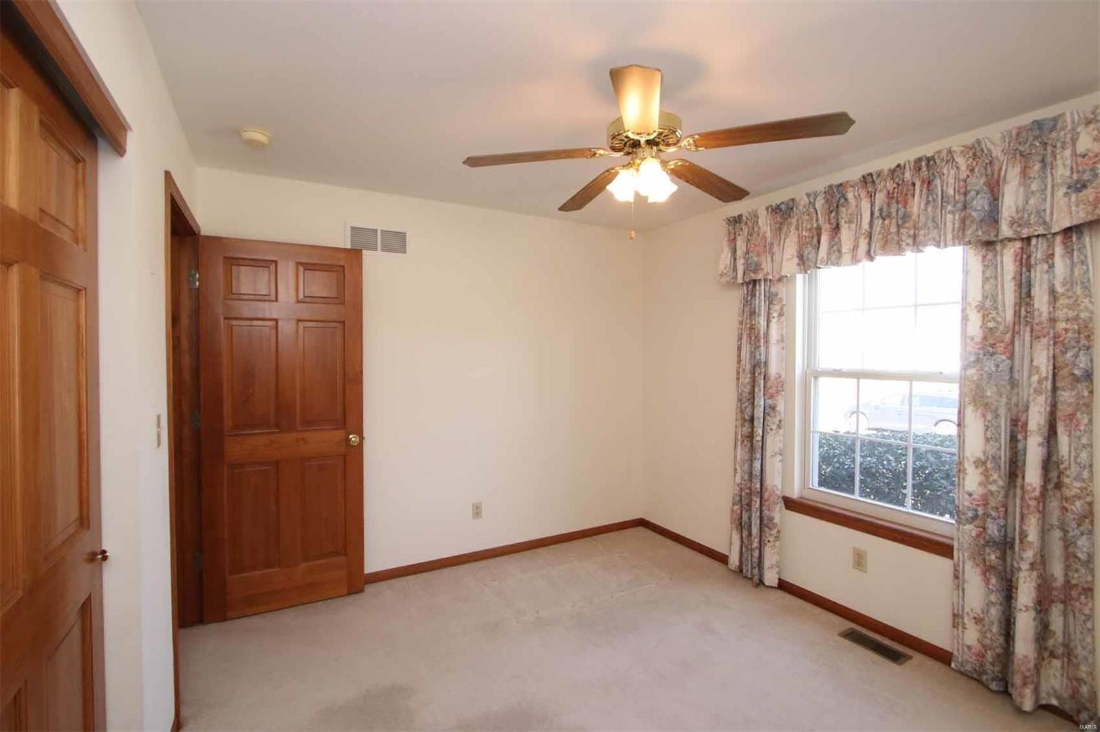 1209 Cherry Tree Lane Godfrey, IL 62035 - Photo 26 of 27