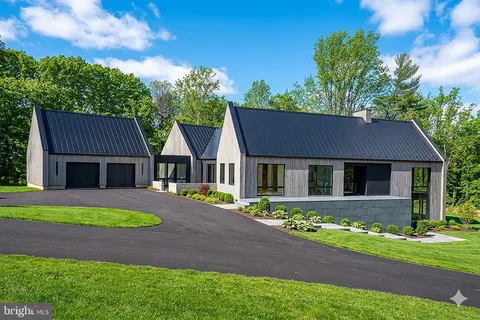 $5,695,000 | 30 East Old Gulph Road, Wynnewood, PA 19096