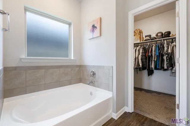 $340,000 | 715 Jacques Lane, Zachary, LA 70791