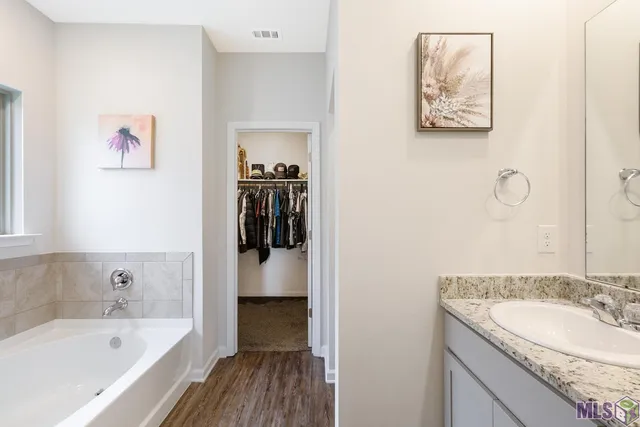 $340,000 | 715 Jacques Lane, Zachary, LA 70791