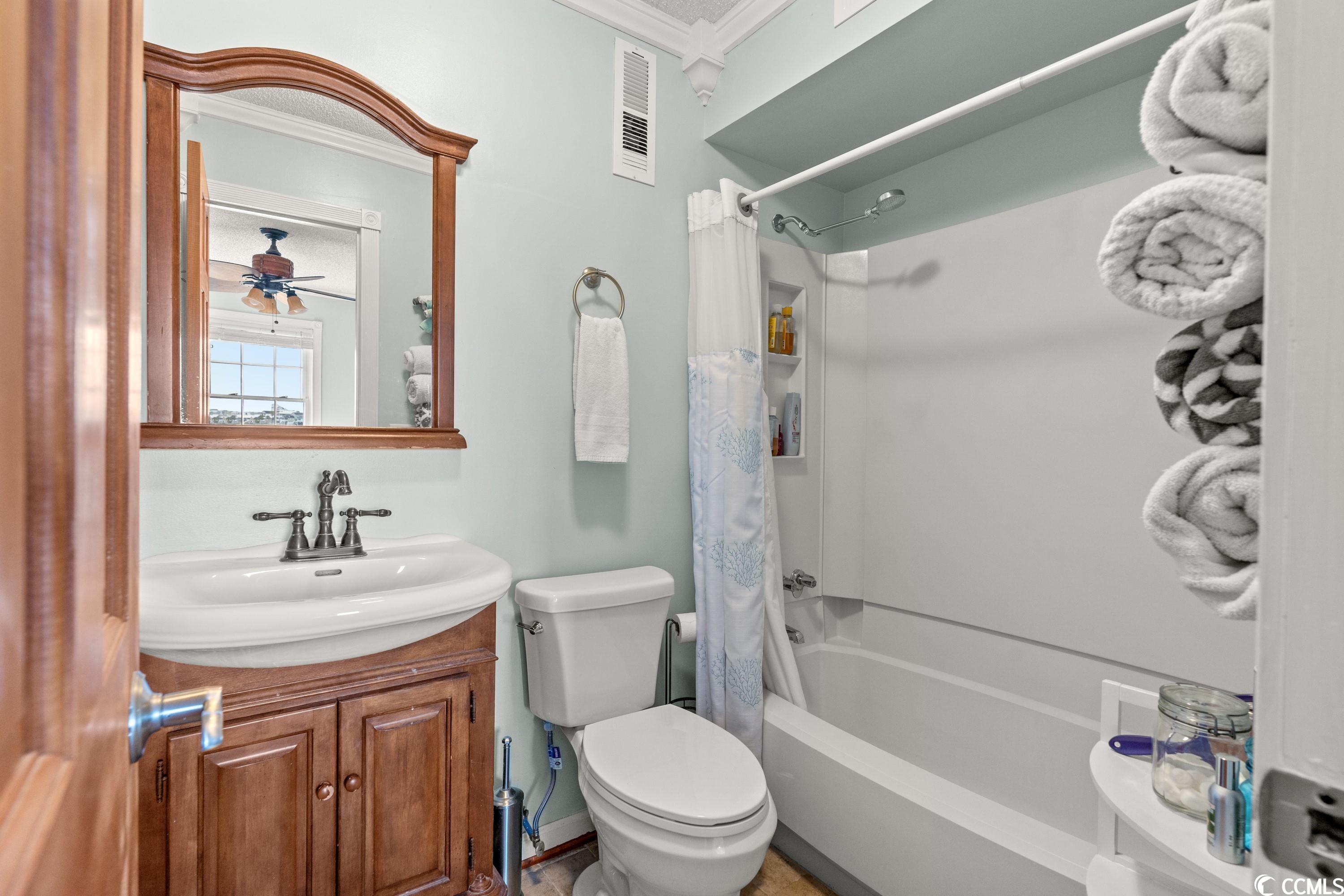 300 Marsh Place, Unit 202 Murrells Inlet, SC 29576 - Photo 15 of 40 Gallery Image 15