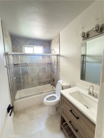 $3,350 | 215 West Canada, Unit B, San Clemente, CA 92672