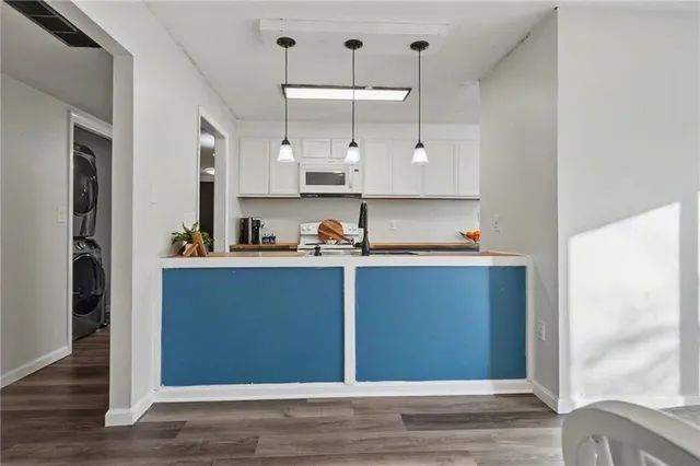 $314,750 | 925 West 27th Terrace, Lawrence, KS 66046