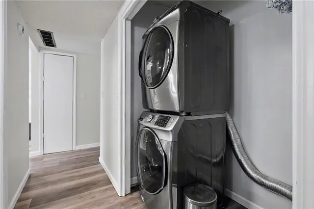 $314,750 | 925 West 27th Terrace, Lawrence, KS 66046