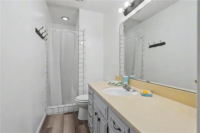 $314,750 | 925 West 27th Terrace, Lawrence, KS 66046