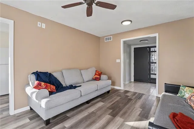 $314,750 | 925 West 27th Terrace, Lawrence, KS 66046