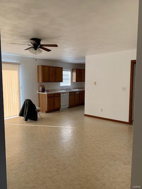 101 Mueller Lane Waterloo, IL 62298 - Photo 4 of 10 Gallery Image 4