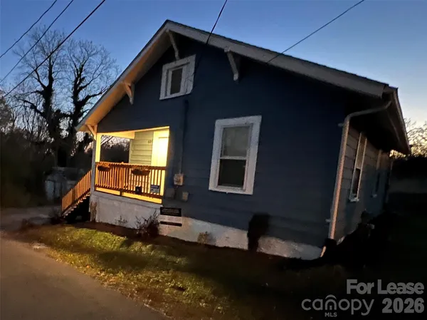 $2,100 | 605 Center Street Northwest, Lenoir, NC 28645