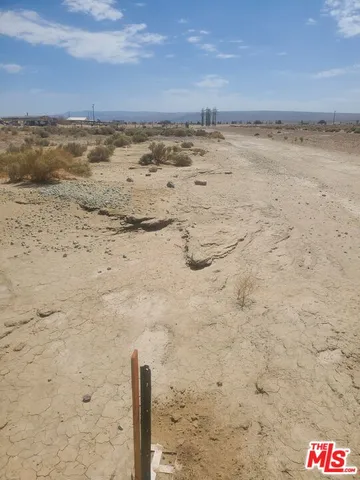 $29,500 | 7797 Quartz Road, Mojave, CA 93501