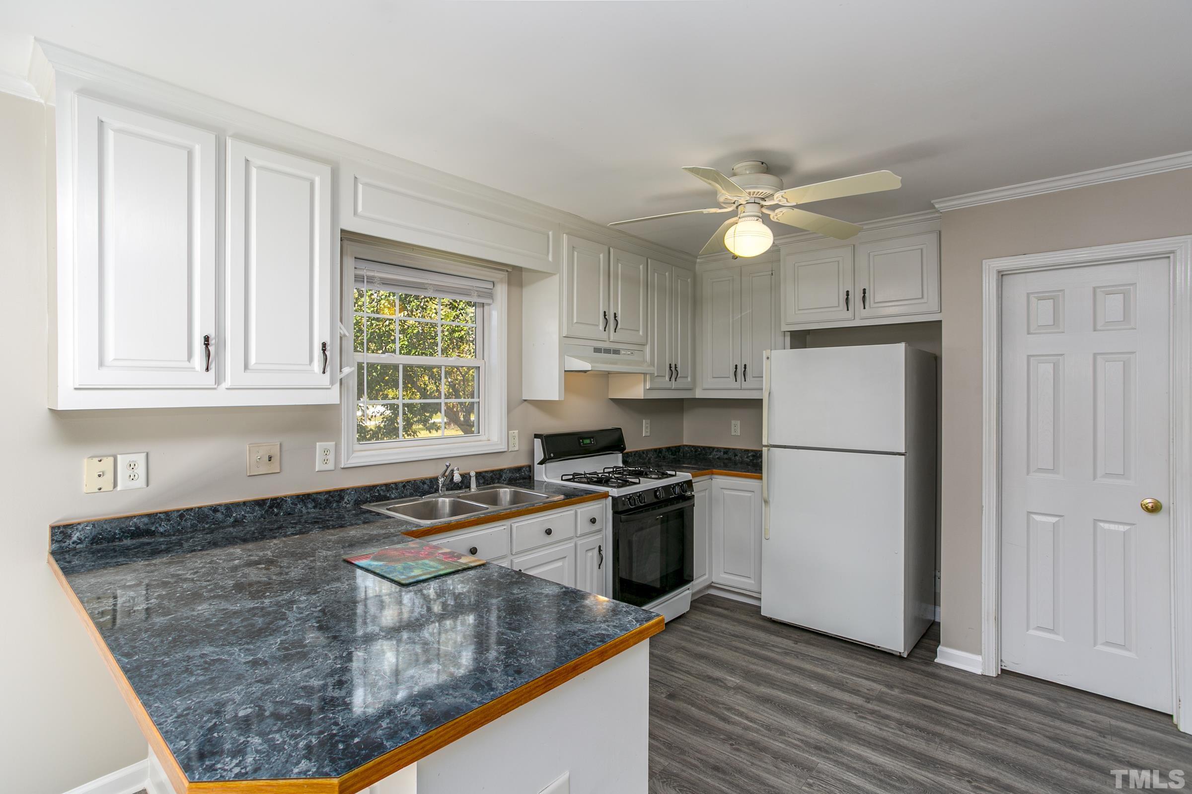 1622 Frazier Ridge Lane Mebane, NC 27302 - Photo 9 of 20 Gallery Image 9