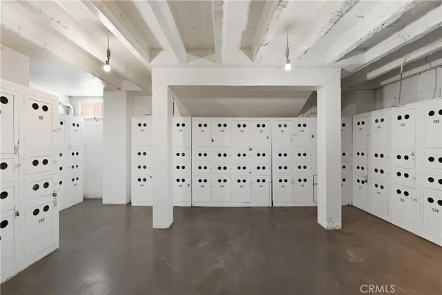 a view of a room with washer and dryer