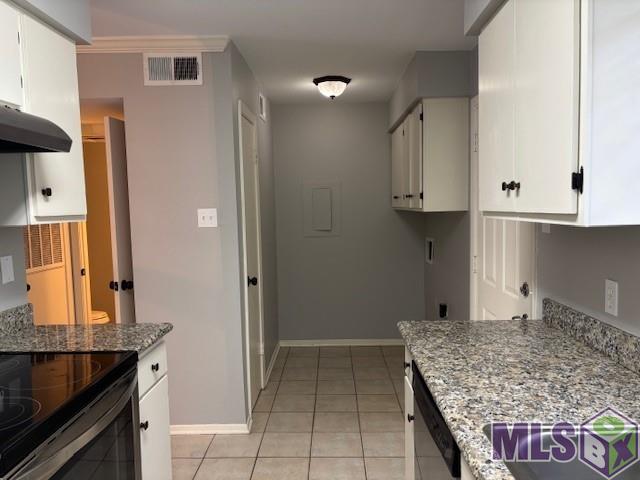 9853 Jefferson Highway, Unit F6 Baton Rouge, LA 70809 - Photo 6 of 21 Kitchen-Laundry-Pantry