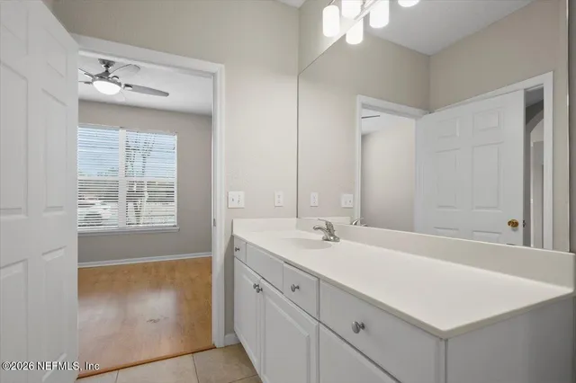 $1,495 | 8539 Gate Parkway West, Unit 9111, Jacksonville, FL 32216