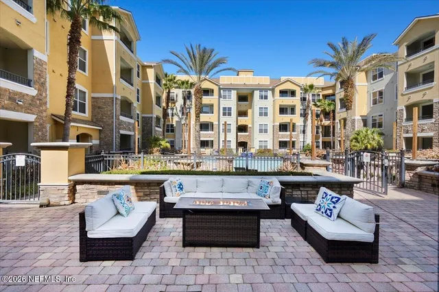 $1,495 | 8539 Gate Parkway West, Unit 9111, Jacksonville, FL 32216