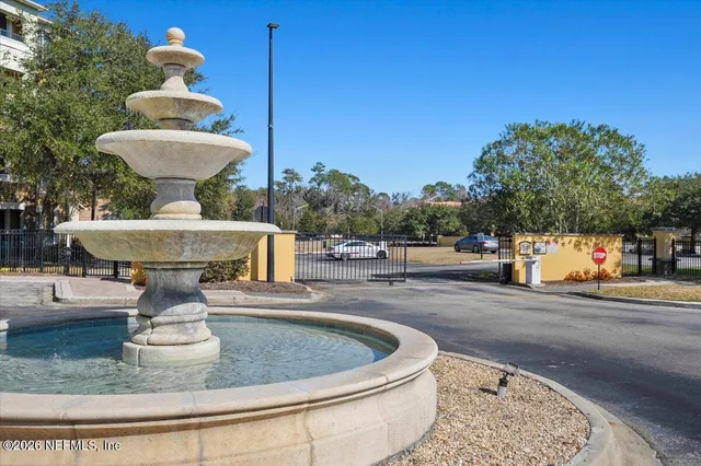 $1,495 | 8539 Gate Parkway West, Unit 9111, Jacksonville, FL 32216