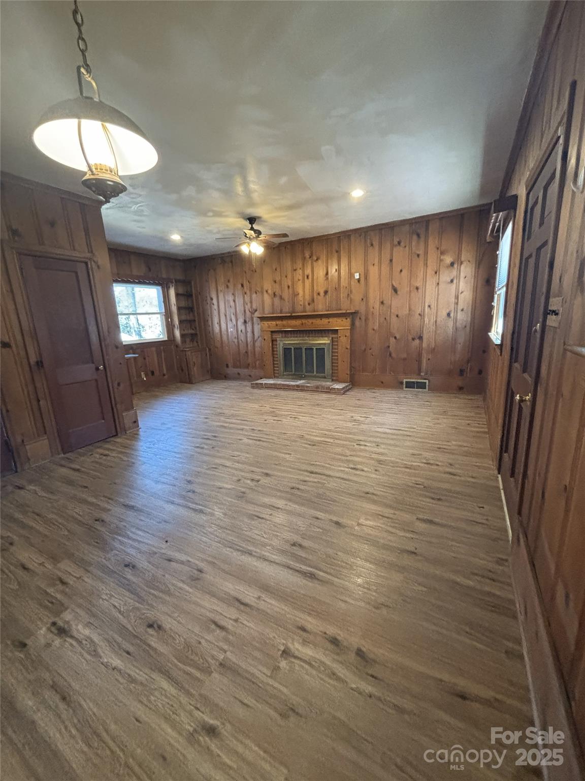 455 Spring Street Albemarle, NC 28001 - Photo 9 of 32 a view of an empty room