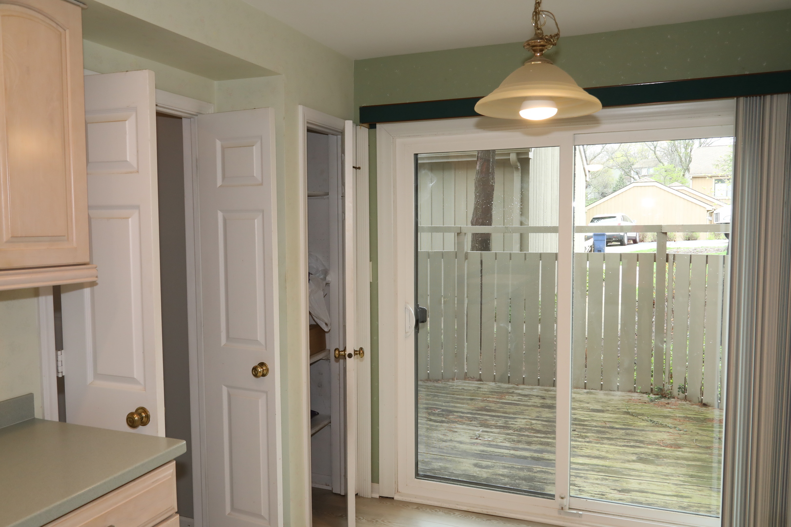 787 Oak Hill Road, Unit 467 Lake Barrington, IL 60010 - Photo 16 of 62