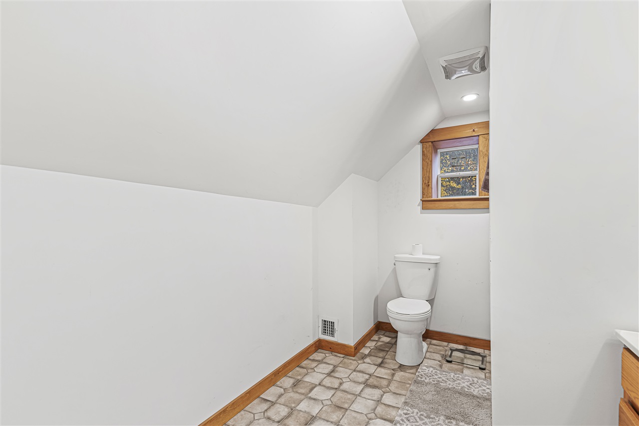 397-398 Berry Road New Durham, NH 03855 - Photo 22 of 32