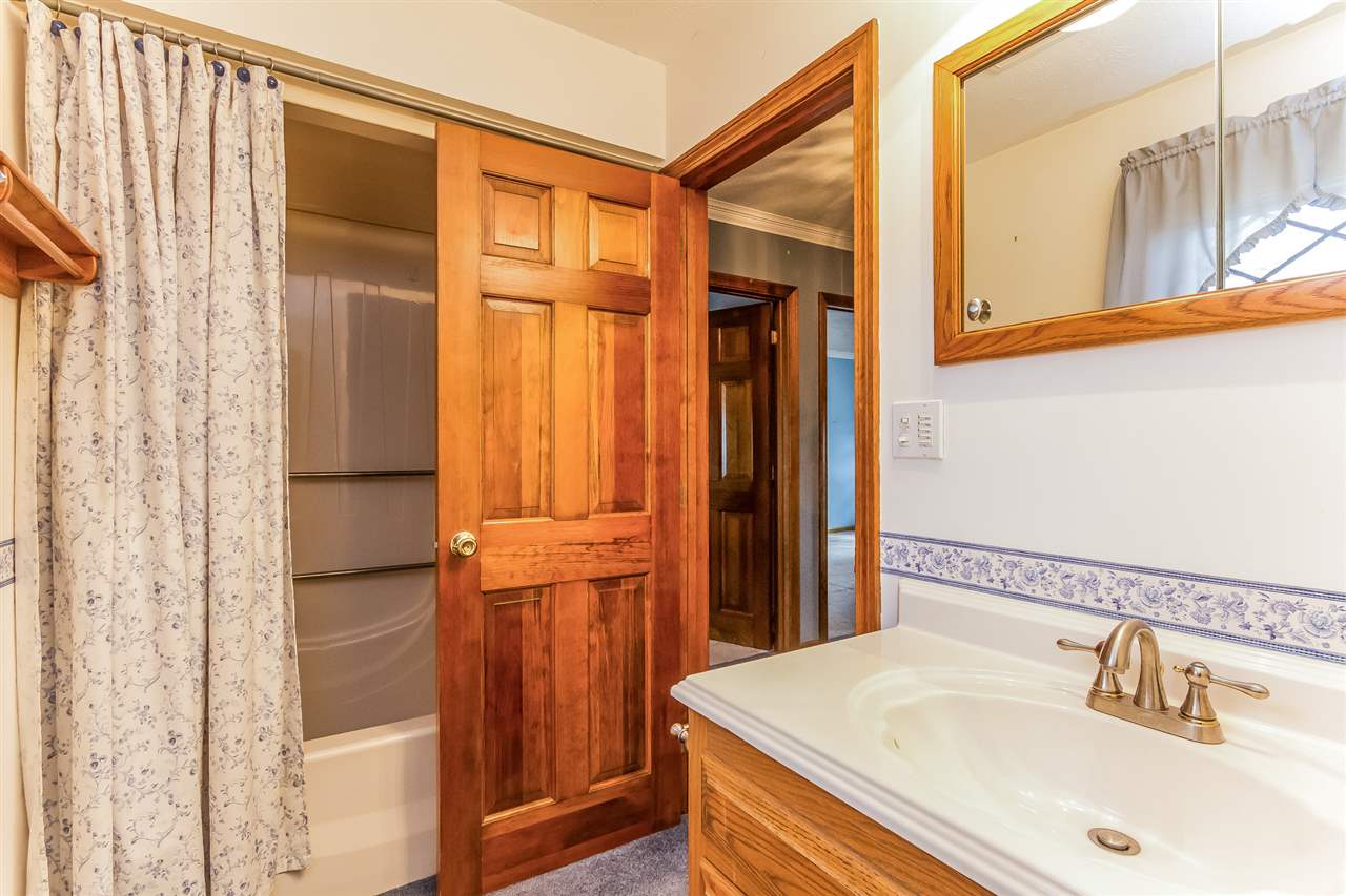 104 Lund Road Nashua, NH 03060 - Photo 19 of 25