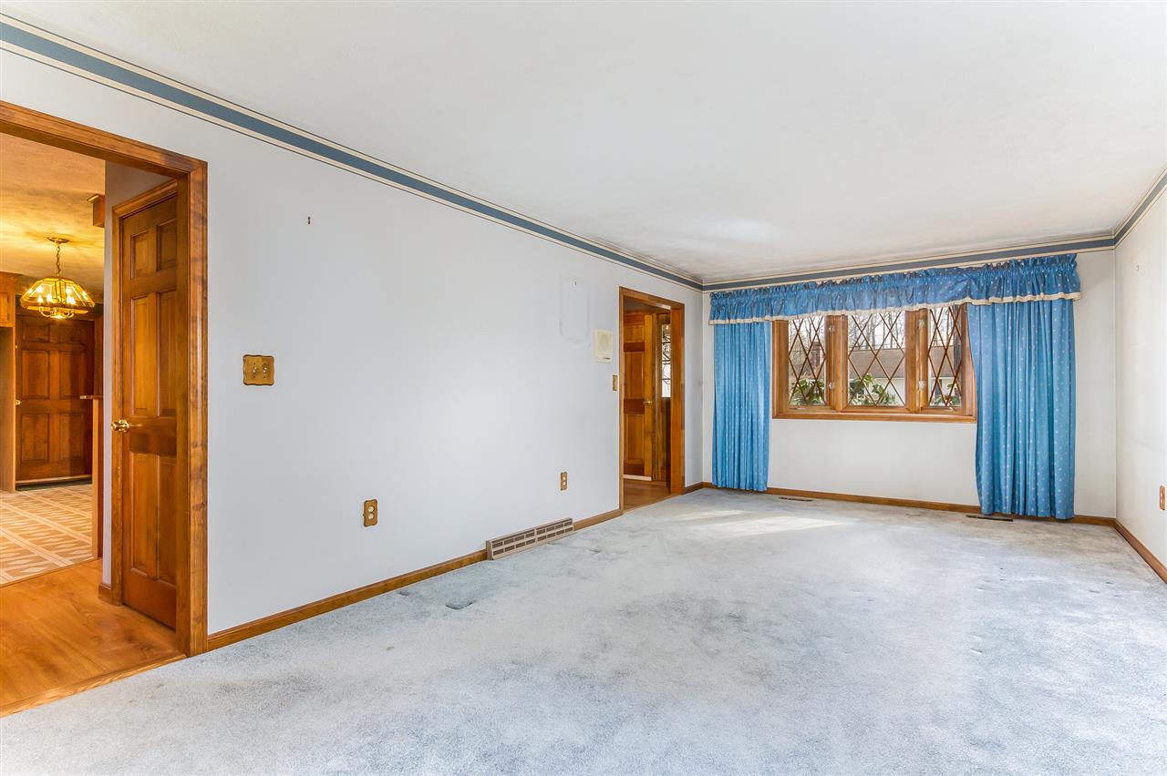 104 Lund Road Nashua, NH 03060 - Photo 5 of 25