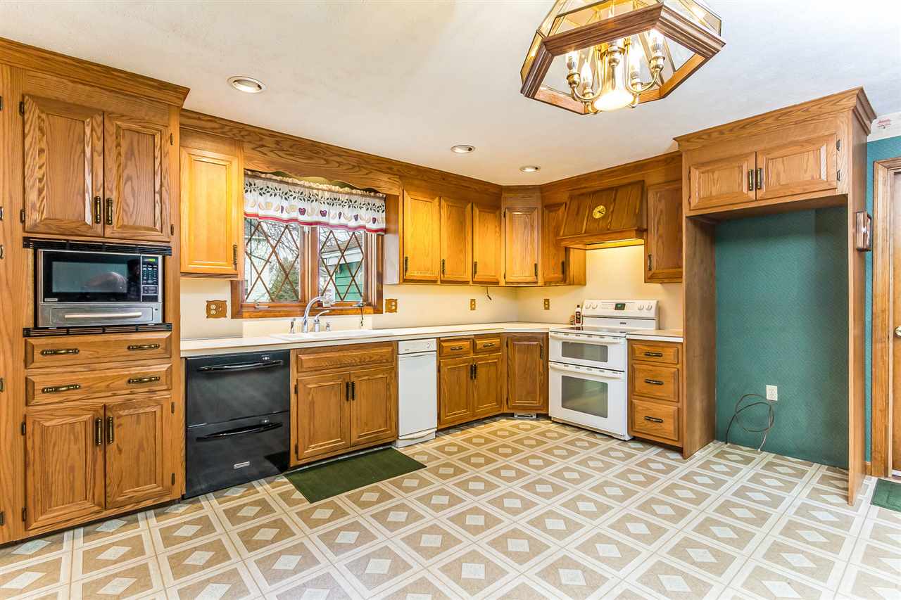 104 Lund Road Nashua, NH 03060 - Photo 10 of 25
