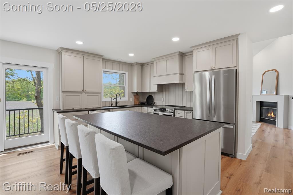 10232 Spencer Road Brighton, MI 48114 - Photo 10 of 57