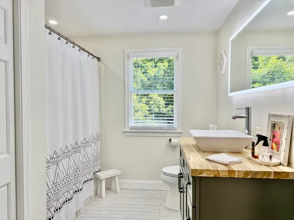 $995,000 | 117 A P Newcomb Road, Brewster, MA 02631