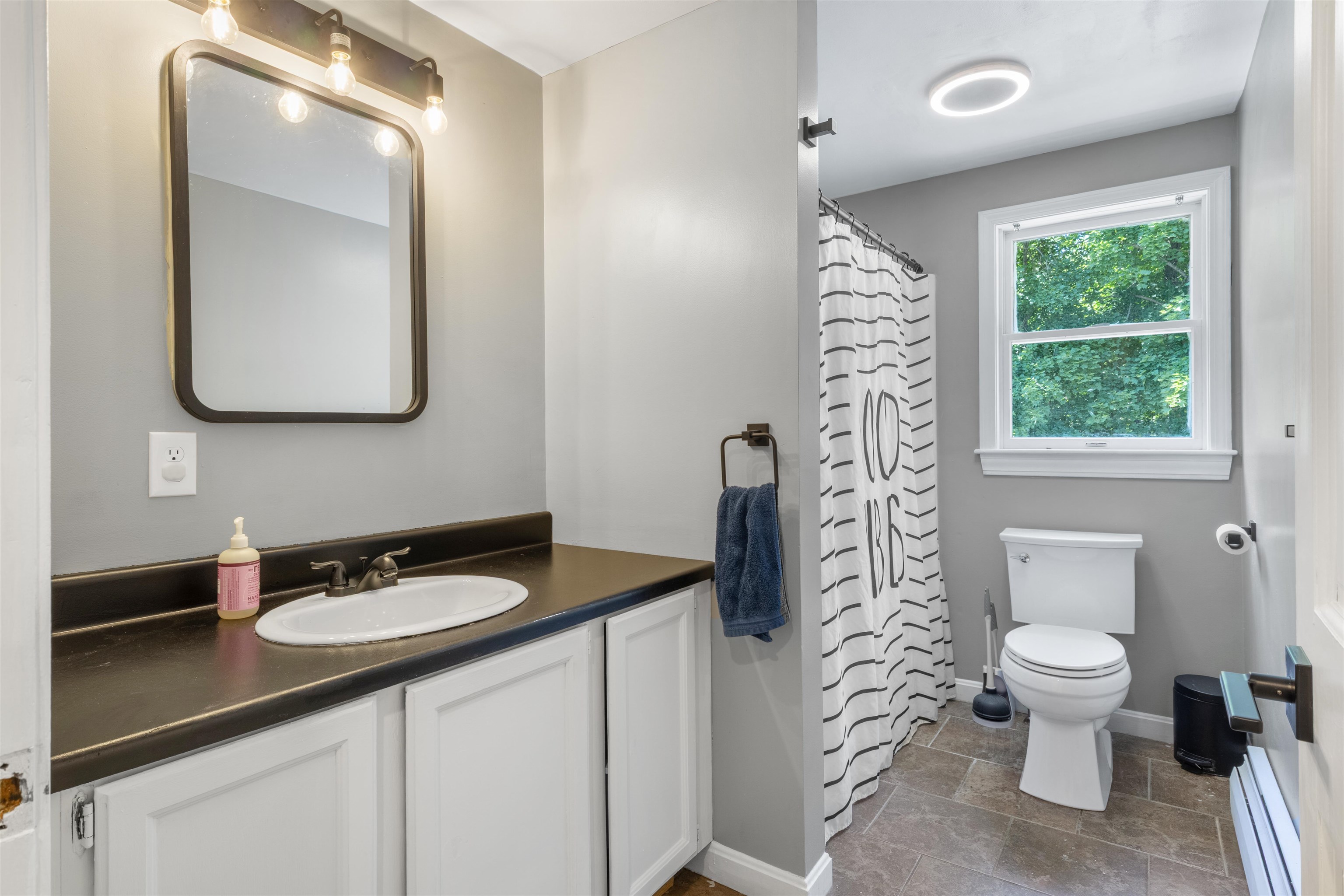 35 Western Avenue Rochester, NH 03867 - Photo 12 of 30