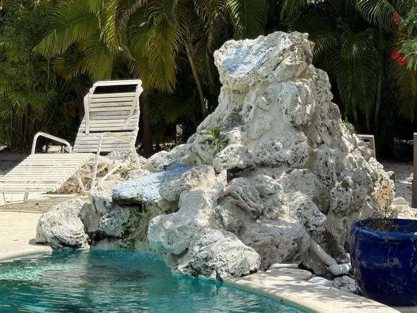 $859,999 | 19512 Aztec Street, Sugarloaf, FL 33042