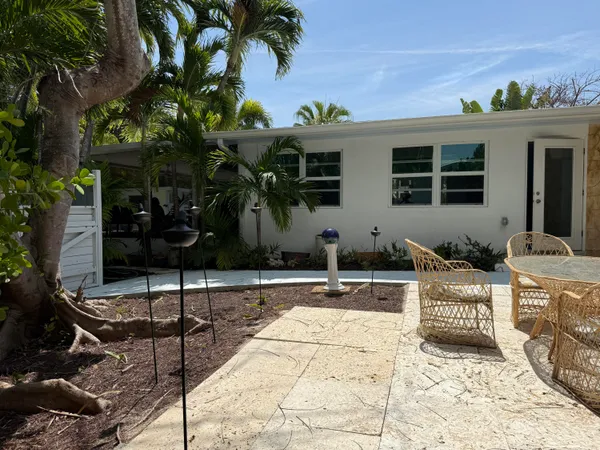 $859,999 | 19512 Aztec Street, Sugarloaf, FL 33042