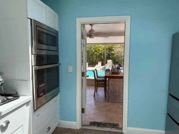 $859,999 | 19512 Aztec Street, Sugarloaf, FL 33042