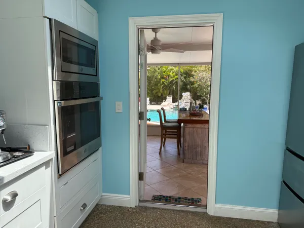 $859,999 | 19512 Aztec Street, Sugarloaf, FL 33042