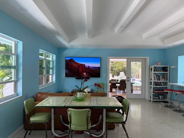 $875,000 | 19512 Aztec Street, Sugarloaf, FL 33042