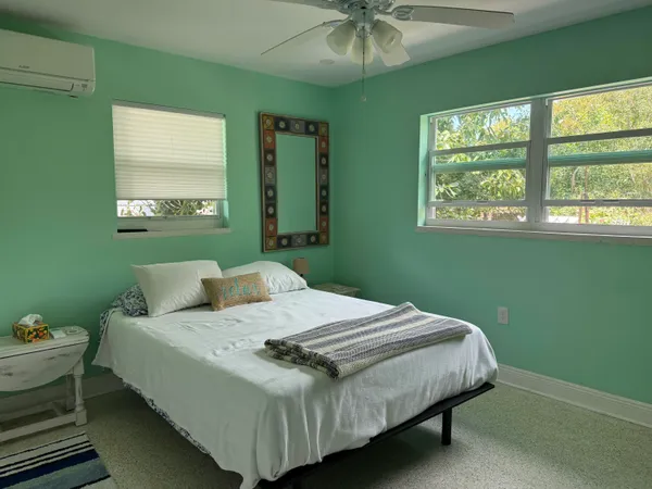 $859,999 | 19512 Aztec Street, Sugarloaf, FL 33042