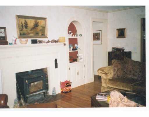 1621 S Road South Kingstown, RI 02881 - Photo 4 of 6 Den/Family/Great Room.