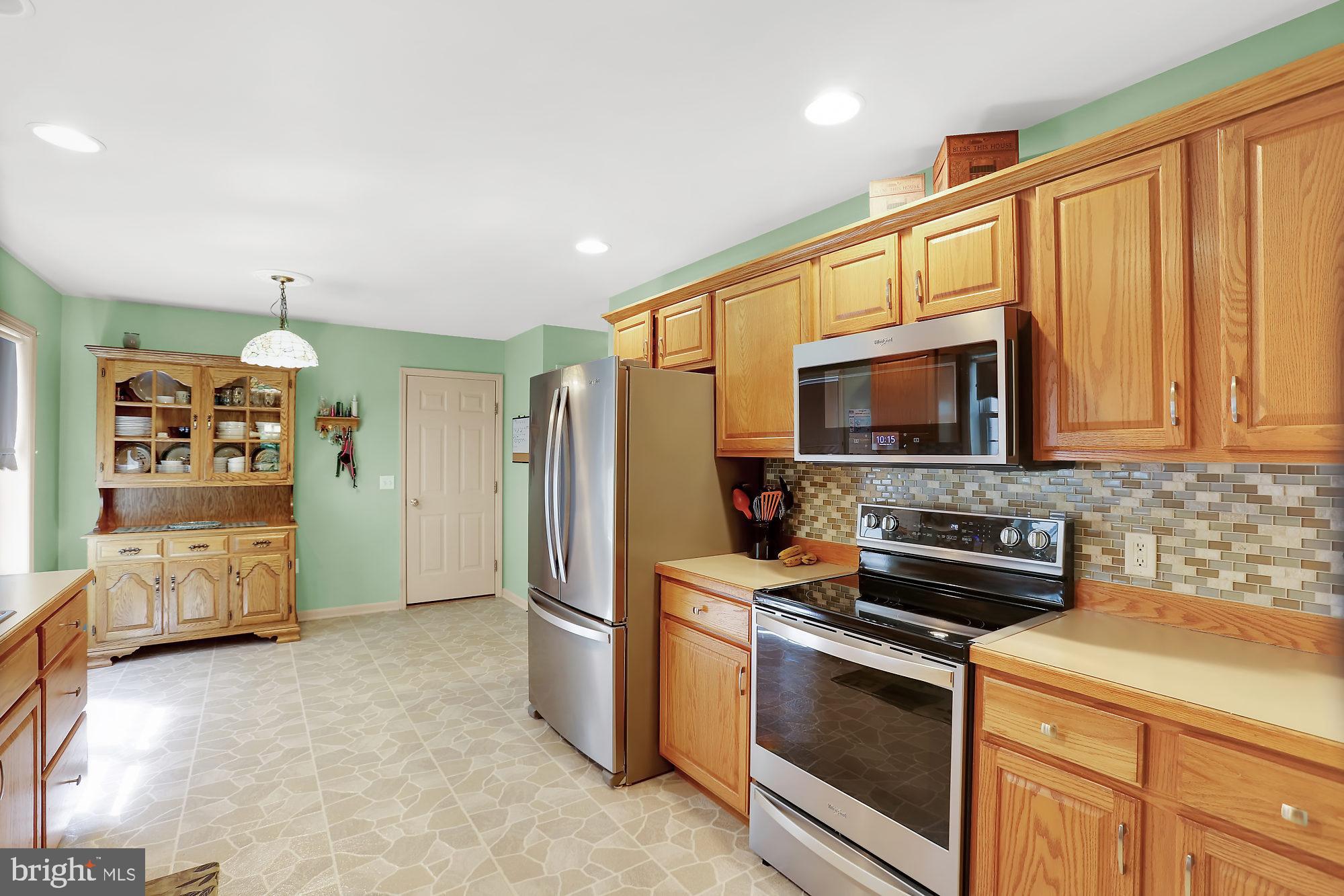 15 Ridge Avenue Carlisle, PA 17013 - Photo 5 of 31 Gallery Image 5