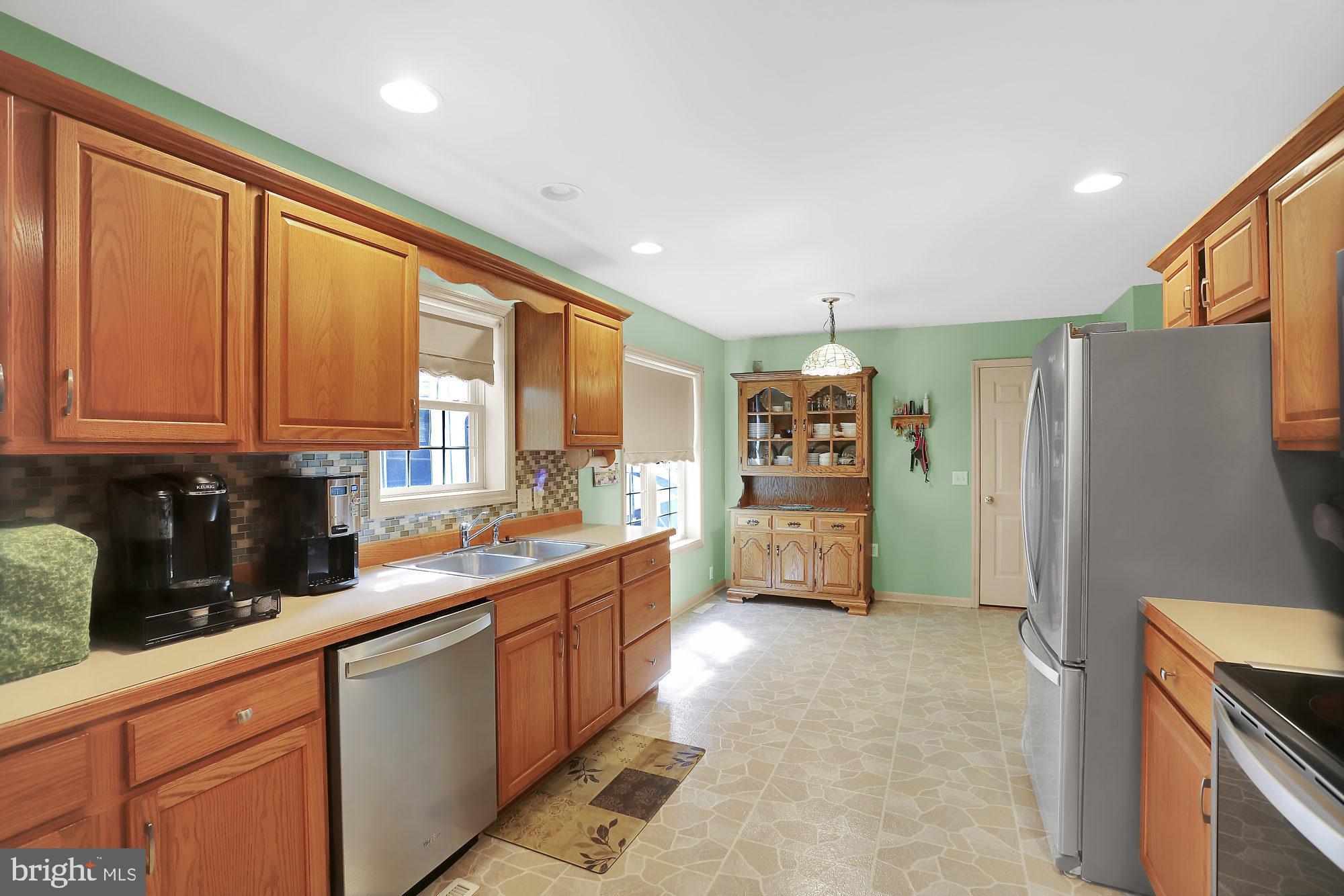 15 Ridge Avenue Carlisle, PA 17013 - Photo 6 of 31 Gallery Image 6