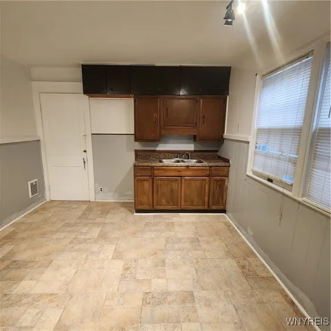 $159,900 | 38 Wyandotte Avenue, Buffalo, NY 14207