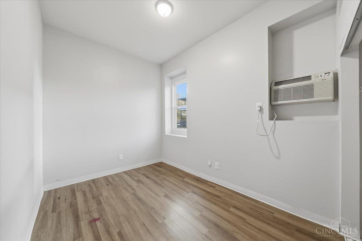 1636 Summit Road Cincinnati, OH 45237 - Photo 12 of 19 Gallery Image 12