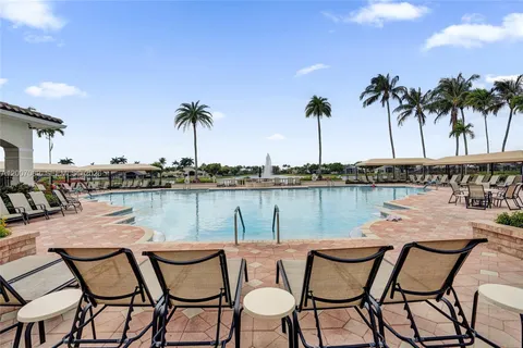 $550,000 | 8257 La Jolla Vista Lane, Lake Worth, FL 33467