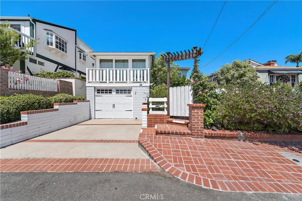 a view of a building with entryway