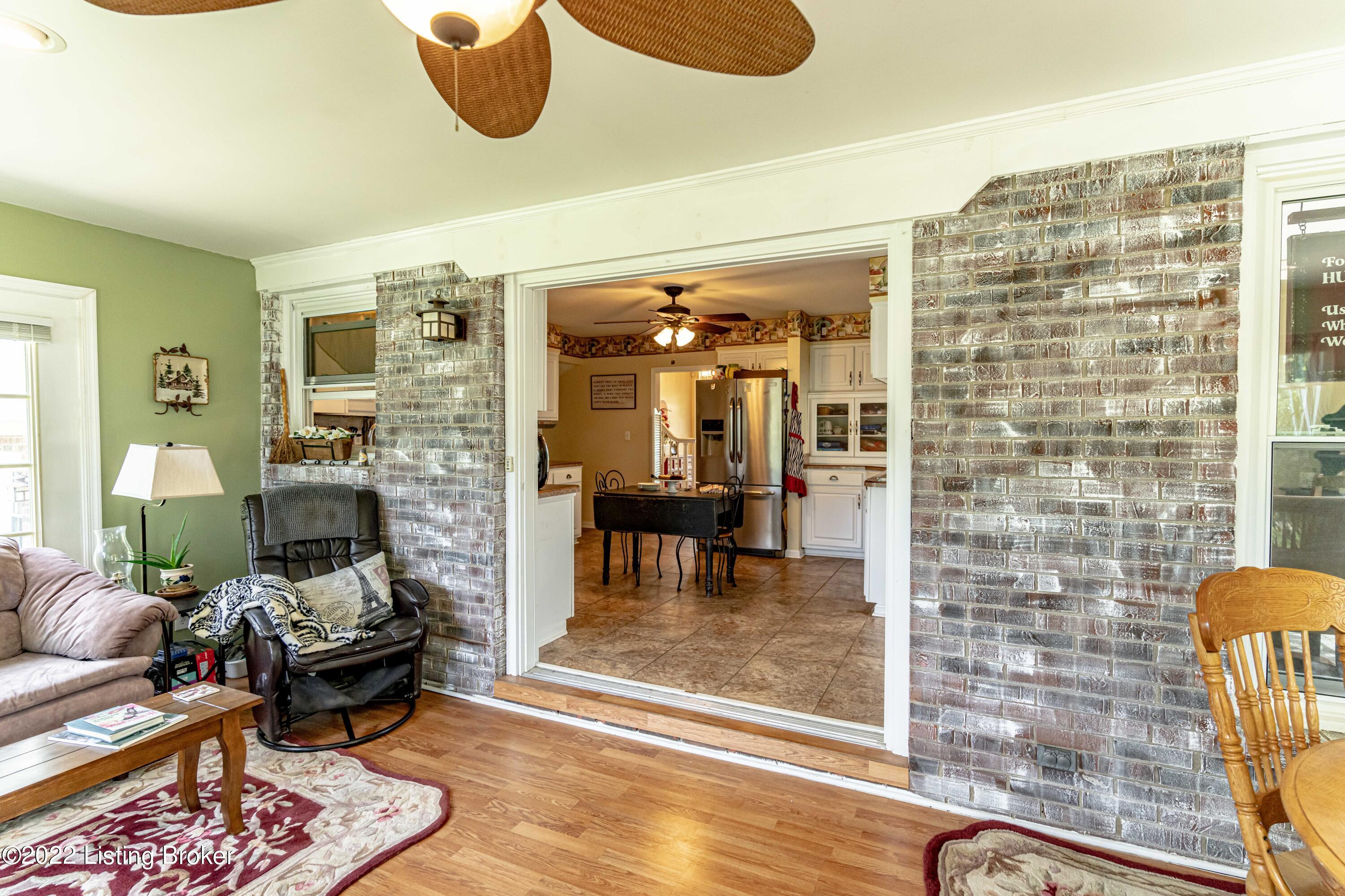 1936 Beech Grv Road Shepherdsville, KY 40165 - Photo 15 of 83 DSC03278