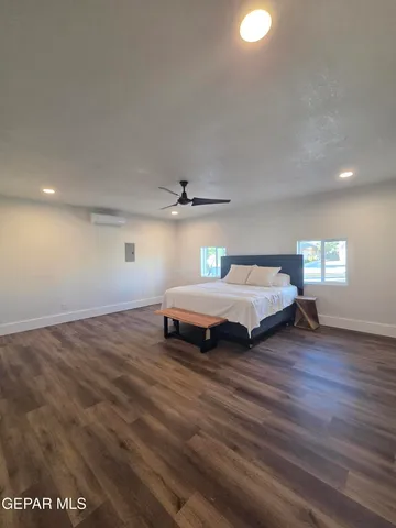 a house view with a outdoor space