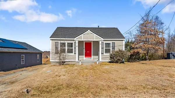 $136,999 | 353 Austin Street, Burlington, NC 27217