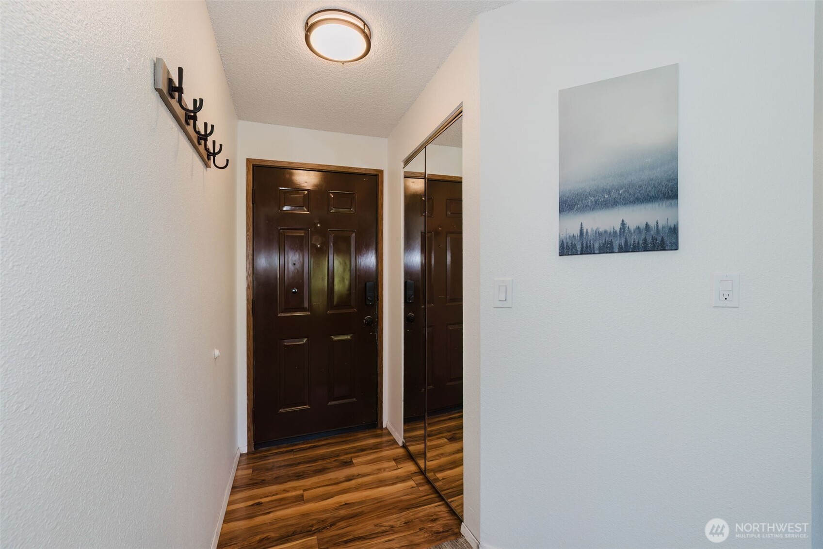 1541 Sheridan Road, Unit E3 Bremerton, WA 98310 - Photo 4 of 40 Gallery Image 4